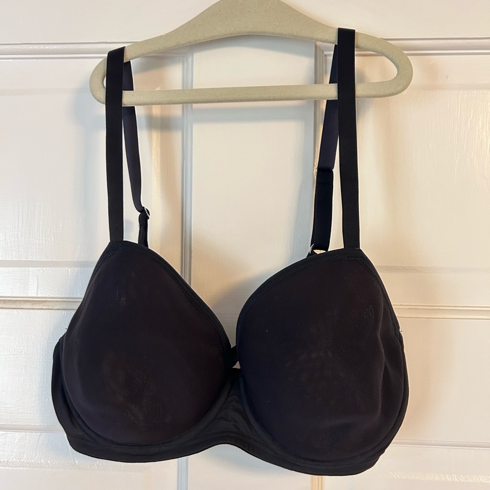 HANRO smooth illusion bra 36b